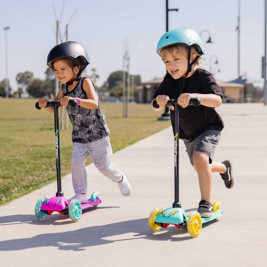 YVOLUTION SCOOTER NEON BOLT/GREEN - Click Image to Close